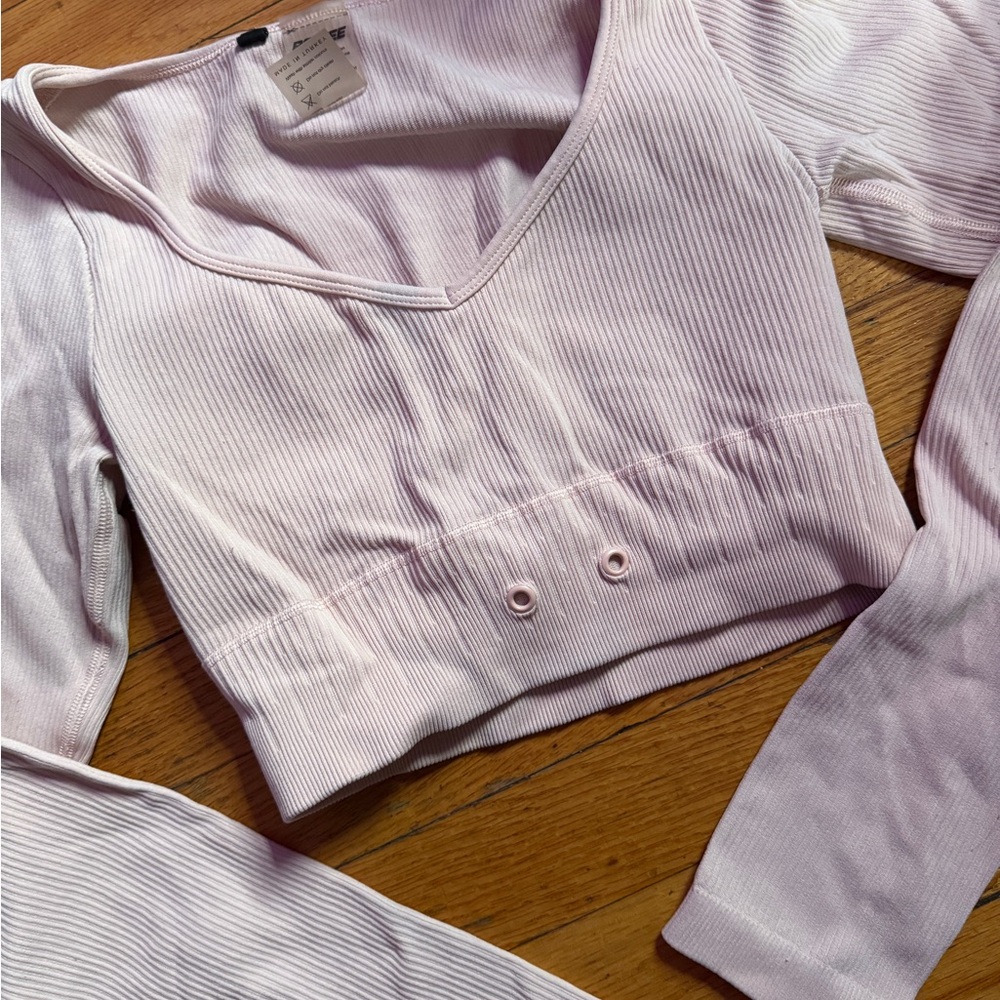 Bo+Tee Ribbed Long Sleeve Crop Top